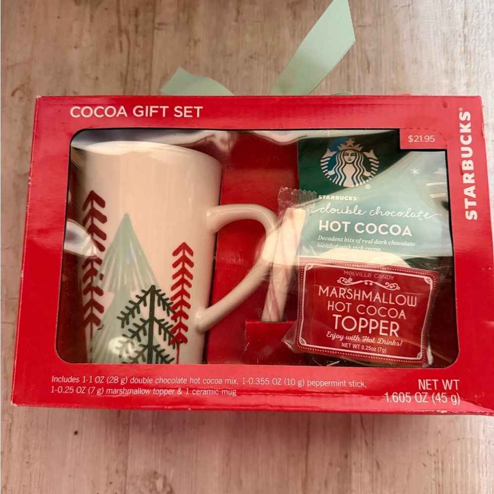 Starbucks 2019 Christmas Holiday Cocoa Gift Mug Set